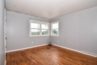 2407 Clark Ln, Unit A in Columbia, MO - Building Photo - Building Photo