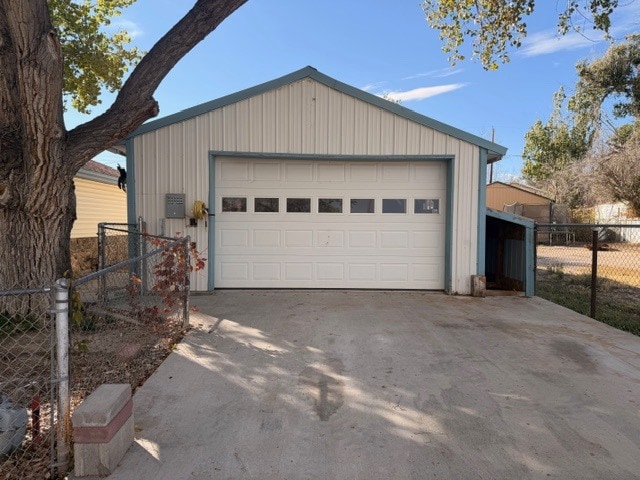 168 N 5th Ave in Mills, WY - Foto de edificio - Building Photo