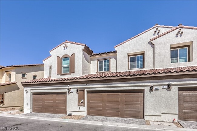 property at 920 Rosy Starling St