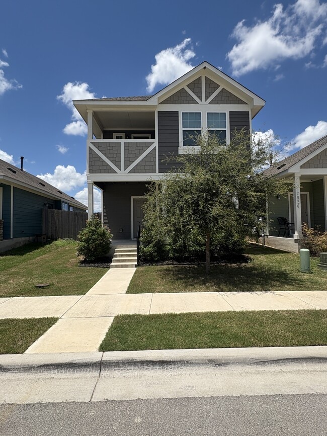 property at 2924 Brand Iron Dr