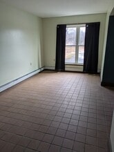 597 E Enfield Center Rd, Unit #C in Ithaca, NY - Building Photo - Building Photo