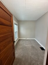 526 W Beardsley Ave in Elkhart, IN - Foto de edificio - Building Photo