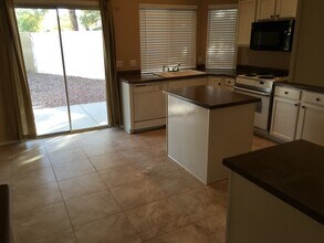 1247 N Palmsprings Dr in Gilbert, AZ - Building Photo - Building Photo