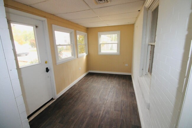 2167 Washington Ave in Evansville, IN - Building Photo - Building Photo