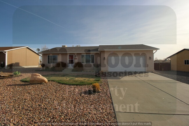 property at 220 S Caddoa Dr