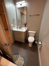 85 Myrtle St, Unit 202 in Quincy, MA - Building Photo - Building Photo