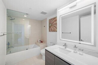 81 NW 44th St in Miami, FL - Building Photo - Building Photo