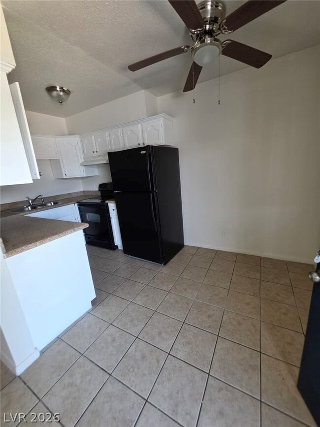 property at 412 W Monroe Ave