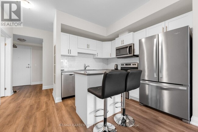118 Summersides Blvd in Pelham, ON - Building Photo - Building Photo