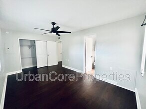 1527 5th St N in St. Petersburg, FL - Building Photo - Building Photo