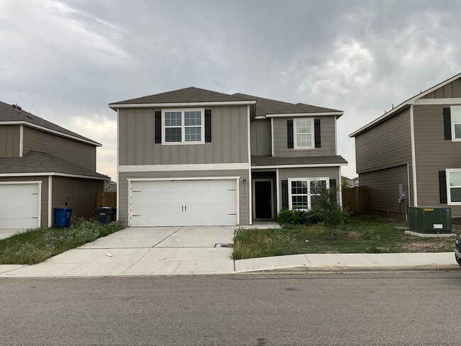 property at 10910 Chatham Ct