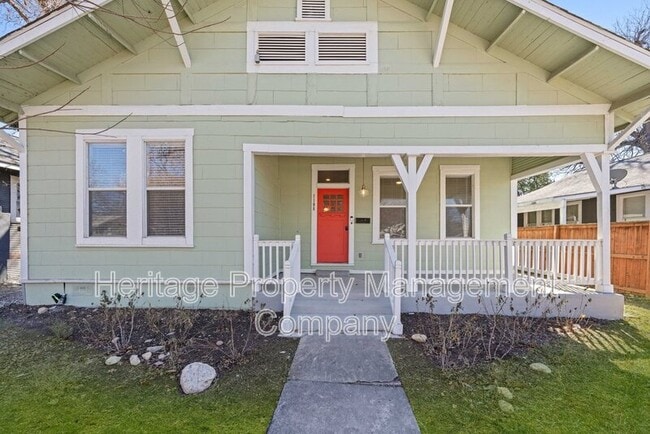 1106 W Summit Ave. in San Antonio, TX - Building Photo - Building Photo