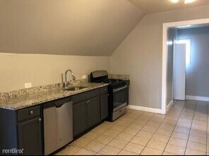 1415 E 75th St in Chicago, IL - Building Photo - Building Photo