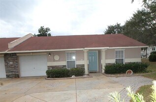 200 S Seminole Ave in Minneola, FL - Building Photo