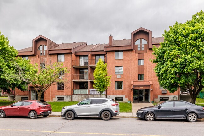 14589 Aumais Rue