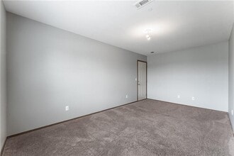 3114 S B St in Rogers, AR - Building Photo - Building Photo