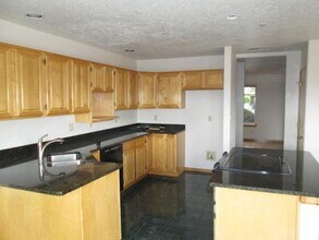 9005 Walter Bambrook Pl NE in Albuquerque, NM - Building Photo - Building Photo