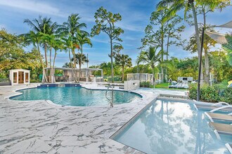 377 Squire Dr in Wellington, FL - Building Photo - Building Photo