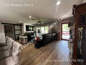1115 Landyard St in Palm Harbor, FL - Building Photo - Building Photo