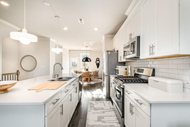 Room in Townhome on Truxton Ln