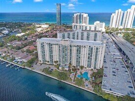 19390 Collins Ave in Sunny Isles Beach, FL - Building Photo