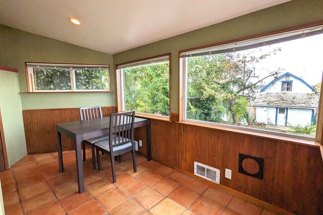 3022 Federal Ave in Everett, WA - Building Photo - Building Photo