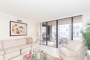 3200 S Ocean Blvd-Unit -502 in Palm Beach, FL - Building Photo - Building Photo