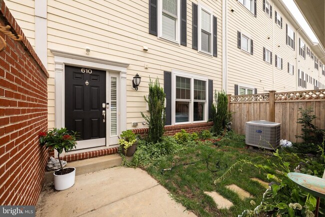 property at 610 Marina Landing Ln