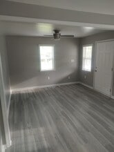 637 NW Market St in Reidsville, NC - Building Photo - Building Photo