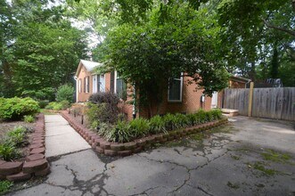 5815 Windham Dr in Raleigh, NC - Building Photo - Building Photo