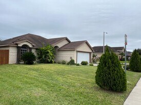 1909 Ezekiel St in Edinburg, TX - Building Photo
