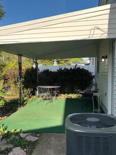 320 Rosslyn Ave in Columbus, OH - Building Photo - Building Photo