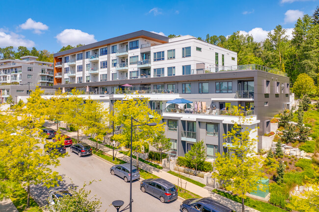 3245 Pierview Cres in Vancouver, BC - Building Photo - Primary Photo