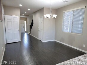 130 Serpens Ave in Las Vegas, NV - Building Photo - Building Photo