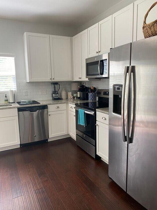 274 Stefan Dr in Charleston, SC - Building Photo