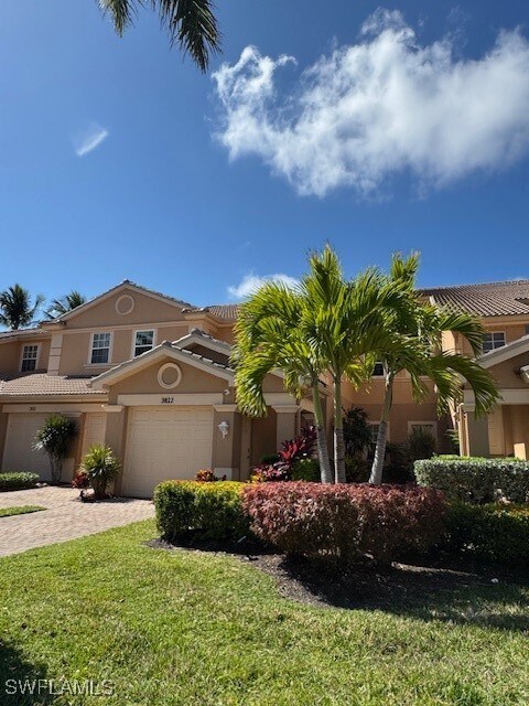 property at 13821 Lake Mahogany Blvd