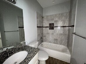 2100 Jackson St in Weslaco, TX - Building Photo - Building Photo