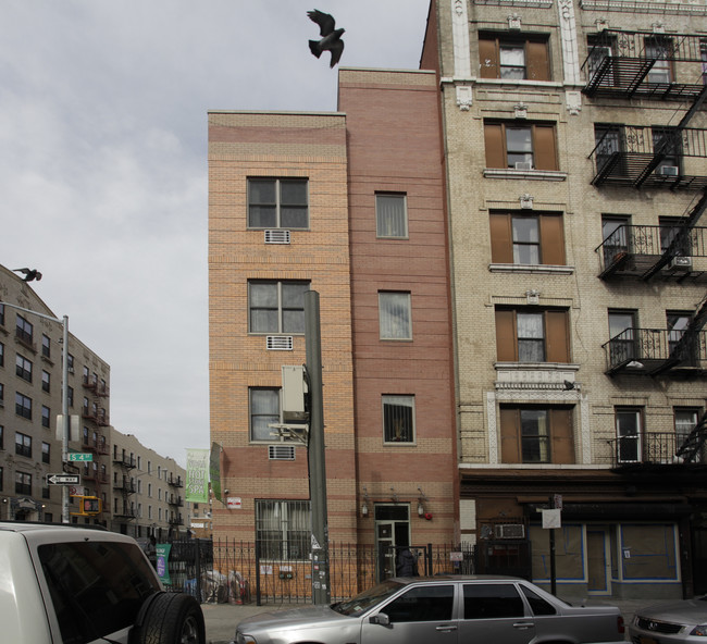 169 S 4th St in Brooklyn, NY - Building Photo - Building Photo