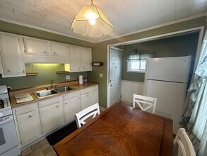 195 Roland St in Buffalo, NY - Building Photo - Building Photo