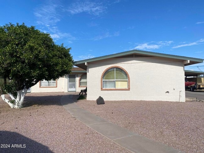 property at 1341 N Gaylord Cir