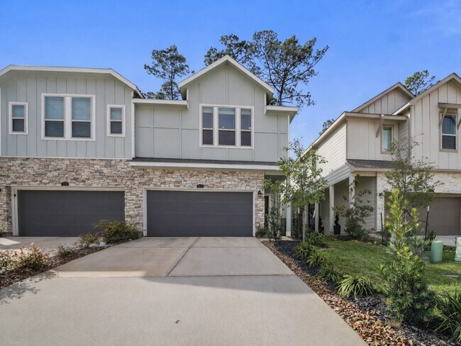 674 Royal Arch Dr in Conroe, TX - Building Photo - Building Photo