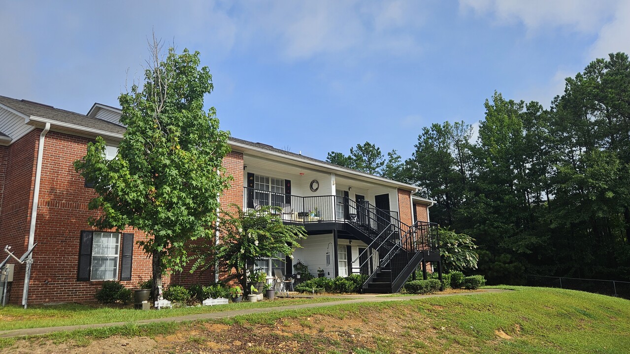 Evangeline Heights Apartments in Phenix City, AL - Building Photo