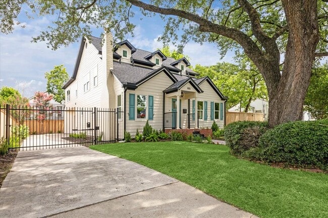 805 English St in Houston, TX - Building Photo - Building Photo