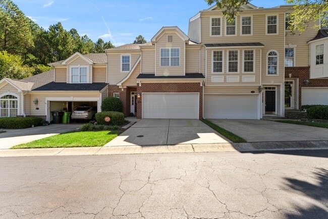 property at 1433 Basinger Ct