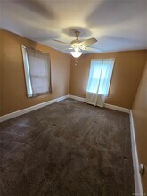 121 4th St in Hicksville, NY - Building Photo - Building Photo