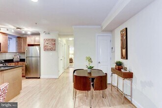 1740 18th St NW in Washington, DC - Building Photo - Building Photo