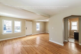 4209 Prairie Ave, Unit 2114 in Brookfield, IL - Building Photo - Building Photo