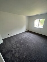 19427 Brassie Pl in Montgomery Village, MD - Building Photo - Building Photo