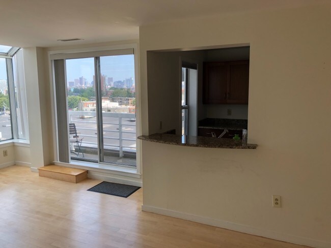 20 Chestnut St-Unit -606 in Cambridge, MA - Foto de edificio - Building Photo