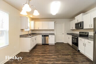 1618 Dodson St in Greensboro, NC - Building Photo - Building Photo